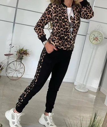 civetta Kadın Uzun Kollu önden Fermuarlı Leopar Desen Detaylı Viskon Iki Iplik Kumaş Ikili Takım