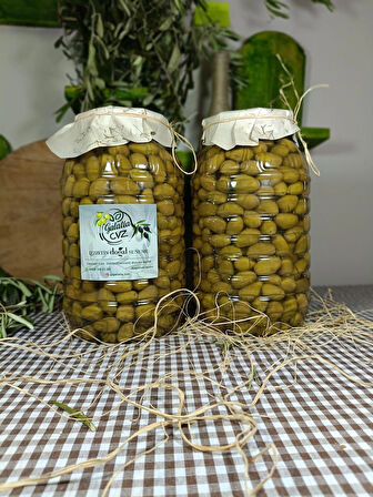 Aydın Yöresi Çekiçte Eğri Çekirdek Cinsi Sofralık Tatlandırılmış Kırma Yeşil Zeytin 2+2 Kg