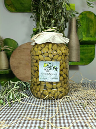 Aydın Yöresi Çekiçte Eğri Çekirdek Cinsi Sofralık Tatlandırılmış Kırma Yeşil Zeytin 3 Kg