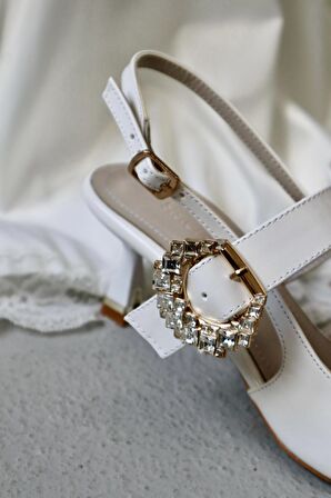 Sue Kısa Topuklu Taş Detaylı Rugan Stiletto