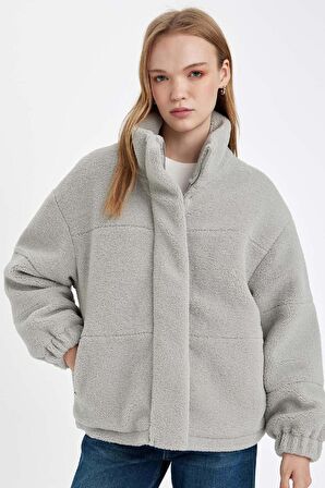 Pelüş Mont Dik Yaka Fermuarlı Cepli Etek Ucu Ayarlanabilir Lastikli