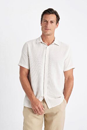 DeFacto Regular Fit Yazlık Polo Yaka Pamuklu Basic Düz Kısa Kollu Gömlek D2924AX24SMER22