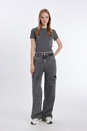 DeFacto Coool Fitted Bisiklet Yaka Basic Düz Kısa Kollu Tişört Z8790AZ24AUGR211