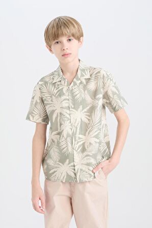 DeFacto Erkek Çocuk Oversize Geniş Kalıp Polo Yaka Palmiye Desenli Kısa Kollu Gömlek D7780A825SMGN497