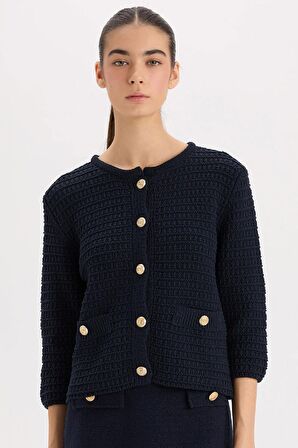 DeFacto Regular Fit Bisiklet Yaka Dokulu Düğmeli Triko Hırka D3304AX24WNNV131