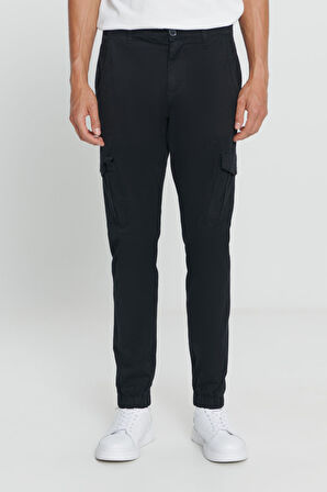 Erkek Siyah Slim Fit Dar Kesim Kargo Cepli Pamuklu Esnek Pantolon