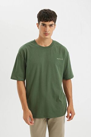 DeFacto Oversize Fit Bisiklet Yaka Sırt Baskılı Kısa Kollu Tişört D2587AX24AUKH493