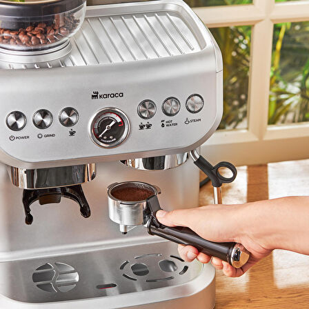 Karaca Coffee Art Barista Öğütücülü, Süt Köpürtücülü Espresso Latte Cappuccino Americano Makinesi