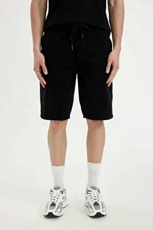 DeFacto Regular Fit Düz Paça Gabardin Bermuda Şort C5397AX24SMBK81