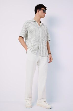 DeFacto Bol Rahat Kesim Wide Leg Üç Cepli Geniş Paça Pamuklu Yazlık Pantolon F0606AX25SPER83