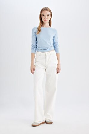 DeFacto Fitted Vücuda Oturan Kayık Yaka Basic Düz Uzun Kollu Tişört C4577AX24AUBE196