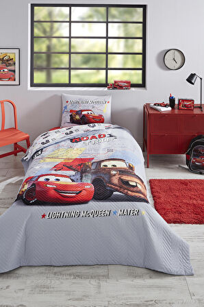 Özdilek Cars On The Road Tek Kişilik Disney Lisanslı Lastikli Fitted Çarşaf Kapitone Çocuk Nevresim Takımı