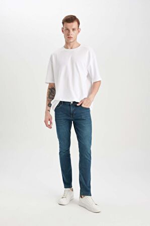 DeFacto Pedro Slim Fit Dar Kalıp Normal Bel Dar Paça Jean Pantolon B0398AX24SPNM41