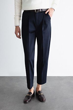 DeFacto 	Carrot Fit Kemerli Klasik Pantolon Yüksek Bel Dar Paça Piliseli Basic Düz Kısa Paça D4282AX24AUNV253
