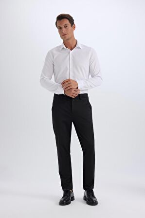 DeFacto Jogger Düz Paça Her Yöne Esneyen Yazlık Kumaş Pantolon T6317AZ25SPBK27
