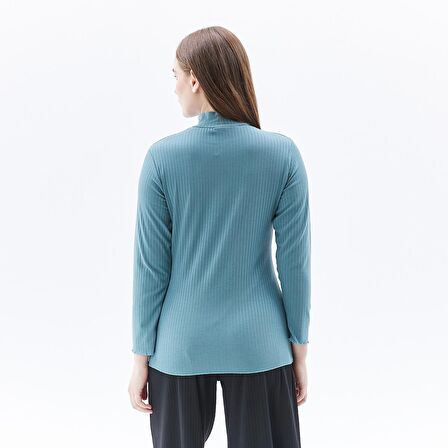 Kadın Dik Yakalı Fitilli Uzun Kollu Tişört