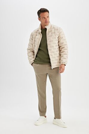 DeFacto Su İtici Şişme Mont Slim Fit Dar Kesim Dik Yaka Fermuarlı Cepli Kapitone D1234AX24WNBG655