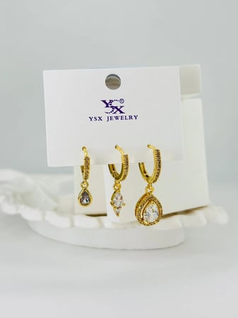 Zirkon Taşlı Üçlü Kombin Küpe - Kp00378