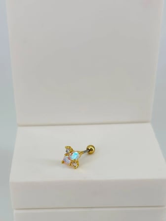 Zirkon Taşlı Uç Kısmı : Pirinç Kıkırdak Bar Uzunluğu : 6 Mm / Bar Kalınlığı 0.8 Mm / Top Boyu 3 Mm  