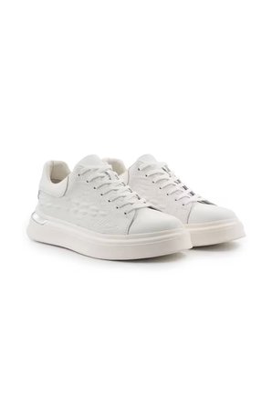 Hakiki Deri Kroko Baskılı Eva Taban Premium Erkek Sneaker