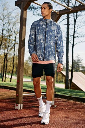 DeFactoFit Mevsimlik Baharlık Mont Su İtici Slim Fit Dar Kesim Kapüşonlu File Astarlı Esnek Dokulu B2189AX24SPBK81