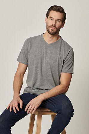 Erkek Gri Slim Fit Dar Kesim V Yaka 2'li Tişört Paketi