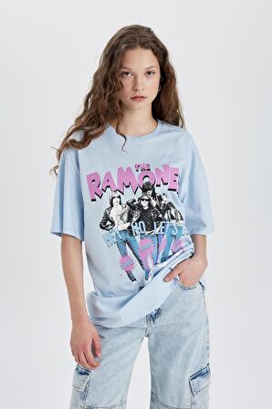 DeFacto Ramones Oversize Geniş Kalıp Bisiklet Yaka Kısa Kollu Tişört C3772AX24SMBE366