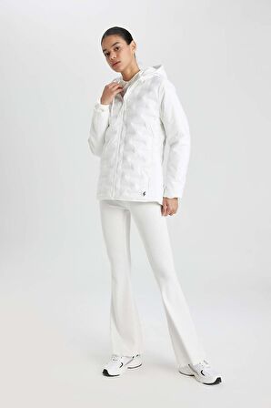 DeFactoFit Su İtici Mont Rüzgar Geçirmez Slim Fit Dar Kesim Çıkarılabilir Kapüşonlu Fermuarlı B2420AX24SPWT80