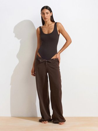 Koyu Kahve Askılı Bodysuit