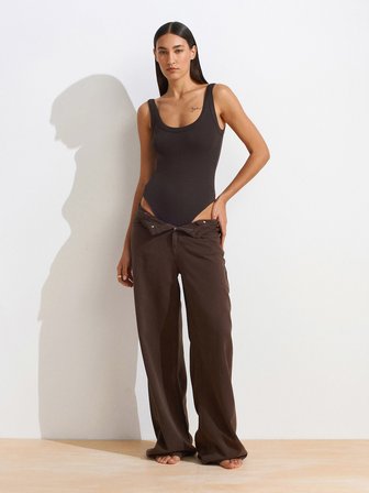 Koyu Kahve Askılı Bodysuit