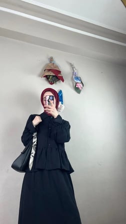 Dimar Butik Tesettür Alt Üst Takım Siyah Krep Etekli 38-40 Beden
