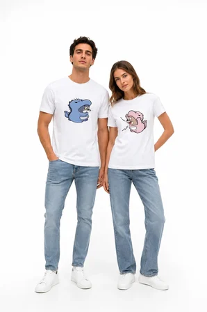 Sevgili Kombini Dinozor Baskılı Unisex Beyaz Tişört Seti – Çift Tişörtü