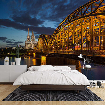 Köln Katedrali ve Hohenzollern Köprüsü Manzaralı Duvar Kağıdı