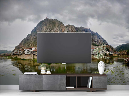 Dağ ve Mağara Manzaralı Şehzadeler Gezi Yolu Amasya Duvar Kağıdı