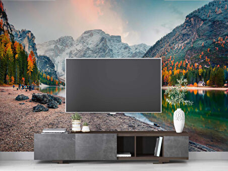 Dağ ve Nehir Orman Manzaralı Duvar Kağıdı