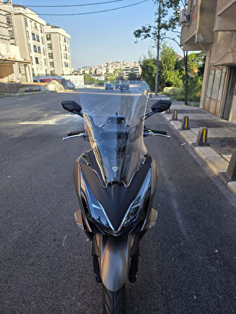 MOTOCAM Kymco Downtown GT 350 Siperlik Ön Cam 2025 Model 62cm Şeffaf Renkli 4mm