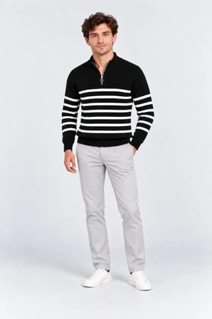 Erkek Dik Yaka Yarım Fermuarlı Çizgili Selanik Örgü Triko Kazak - Siyah