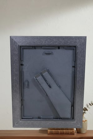 Ultra Lüks 15x21 İşlemeli Ayaklı Plastik Fotoğraf Çerçevesi