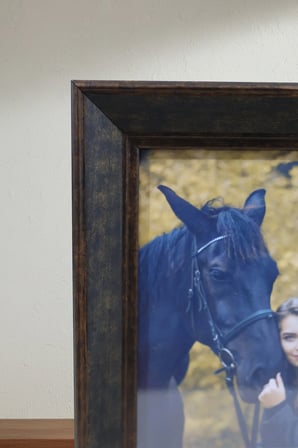 Ultra Lüks 15x21 İşlemeli Ayaklı Plastik Fotoğraf Çerçevesi