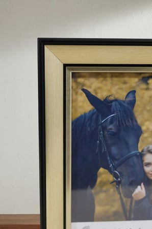 Ultra Lüks 15x21 İşlemeli Ayaklı Plastik Fotoğraf Çerçevesi