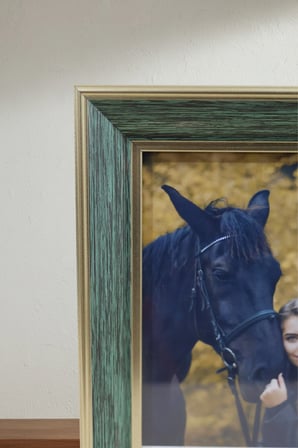 Ultra Lüks 15x21 İşlemeli Ayaklı Plastik Fotoğraf Çerçevesi