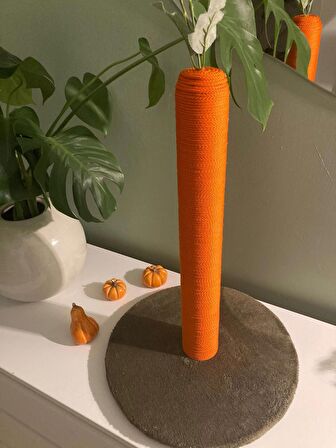 Havuç Figürlü Düz Kedi Tırmalama Tahtası 52 cm