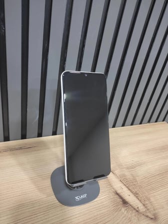 Samsung Galaxy A13 64 GB TEŞHİR ÜRÜNÜDÜR