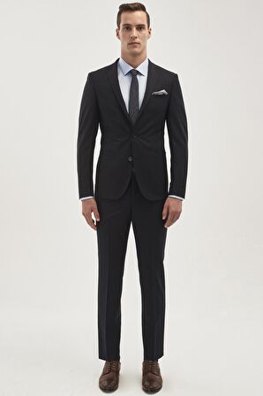 Erkek Lacivert Ekstra Slim Fit Dar Kesim Kırlangıç Yaka Yünlü Su Ve Leke Tutmayan Nano Takım Elbise