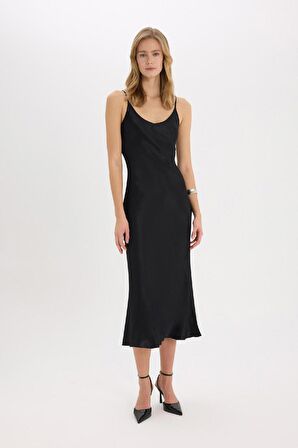 DeFacto Bodycon Vücudu Saran Basic Düz Saten Kolsuz Maxi Siyah Abiye Elbise E7256AX25SPBK81