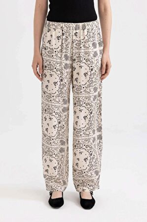 DeFacto Regular Fit Şal Desenli Viskon Plaj Pantolonu-Fall in Love C3159AX24SMER103