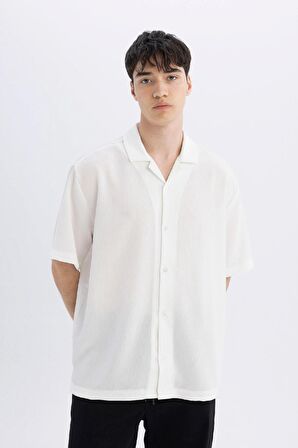 DeFacto Relax Fit Yazlık Polo Yaka Krinkıl Kumaş Kısa Kollu Beyaz Gömlek C7398AX24SMWT55