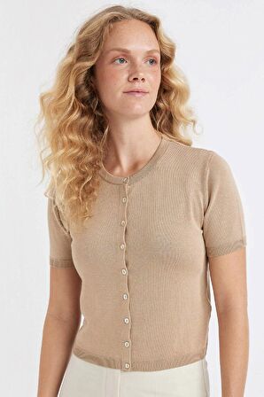 DeFacto Regular Fit Bisiklet Yaka Basic Düz Düğmeli Kısa Kollu Triko Hırka D4643AX24AUBG208