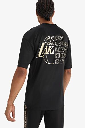 DeFactoFit NBA Los Angeles Lakers Boxy Fit Bisiklet Yaka Sırt Baskılı Kısa Kollu Tişört E0348AX25SPBK81