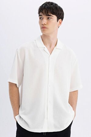 DeFacto Relax Fit Yazlık Polo Yaka Krinkıl Kumaş Kısa Kollu Beyaz Gömlek C7398AX24SMWT55